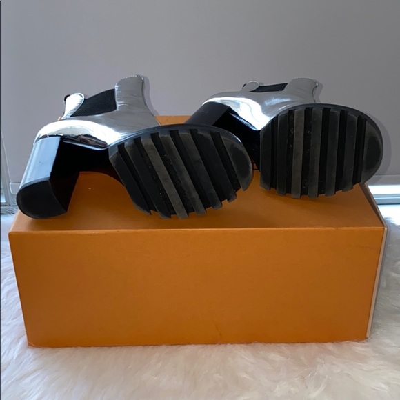 EXCLUSIVE LOUIS VUITTON Booties SOHO EXCLUSIVE - Picture 4 of 8